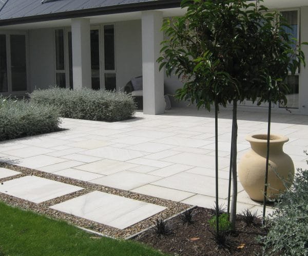 MINT PURE SAWN SANDSTONE PAVING