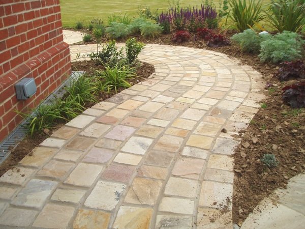 SANDSTONE COBBLES SETTS