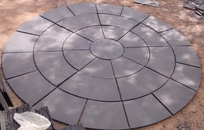 BLACK LIMESTONE CIRCLE SETS