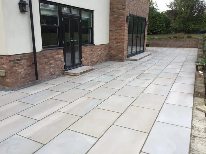 RAJ GREEN SAWN SANDSTONE PAVING