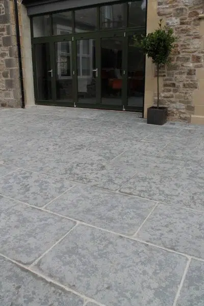 ASH GREY 1/2 HONED LIMESTONE PAVING SLABS