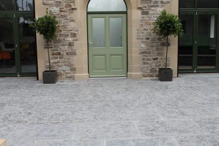 ASH GREY 1/2 HONED LIMESTONE PAVING SLABS
